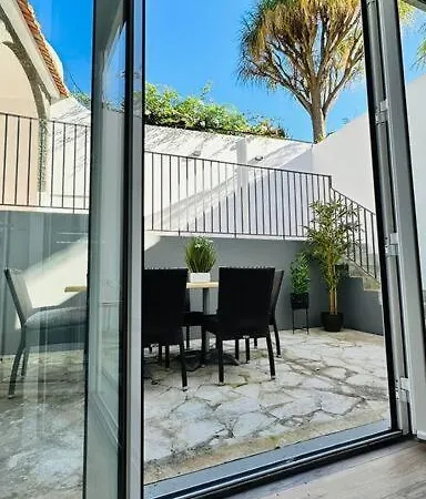 Casa Branca In Funchal